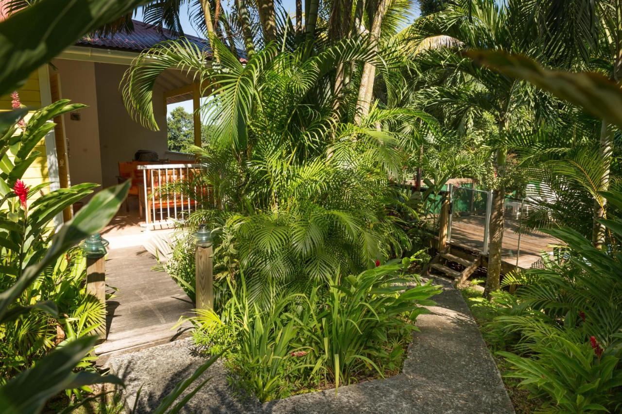 Les Jardins De L'Esperance Villa Bouillante Exterior photo